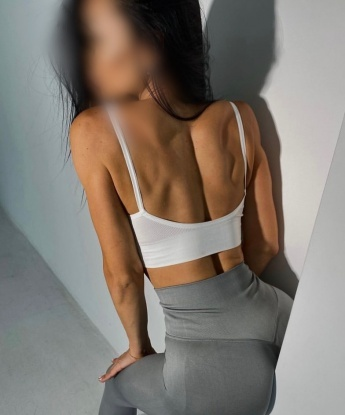 💋💦
👠 У меня есть множество услуг, которые я могу предложить вам: оральные ласки, классический и анальный секс, ролевые игры, стриптиз и многое другое. Предлагаю обсудить подробности лично.
🌟 Я живу в Москве и у меня есть уютное место для встреч в центре города. Для комфорта и конфиденциальности я также могу приехать к вам в гости или в отель. 💼
💯 Я гарантирую полную конфиденциальность и безопасность. Ваше удовольствие для меня на первом месте!
📷 На моих фото нет обмана, я такая же красивая и сексуальная в реальности. Вы можете убедиться в этом сами!
💬 Мои клиенты оставляют только положительные отзывы обо мне. Я знаю, как удивить и порадовать мужчину своими навыками и страстью. Не упустите возможность испытать это на себе!
❤️ Если ты хочешь насладиться незабываемым времяпровождением, обращайся ко мне. Я жду тебя, чтобы подарить тебе море удовольствия и наслаждения! Обязательно пиши, если ты находишься в Москве, хочу обрадовать только жителей столицы! 😉 Руслана